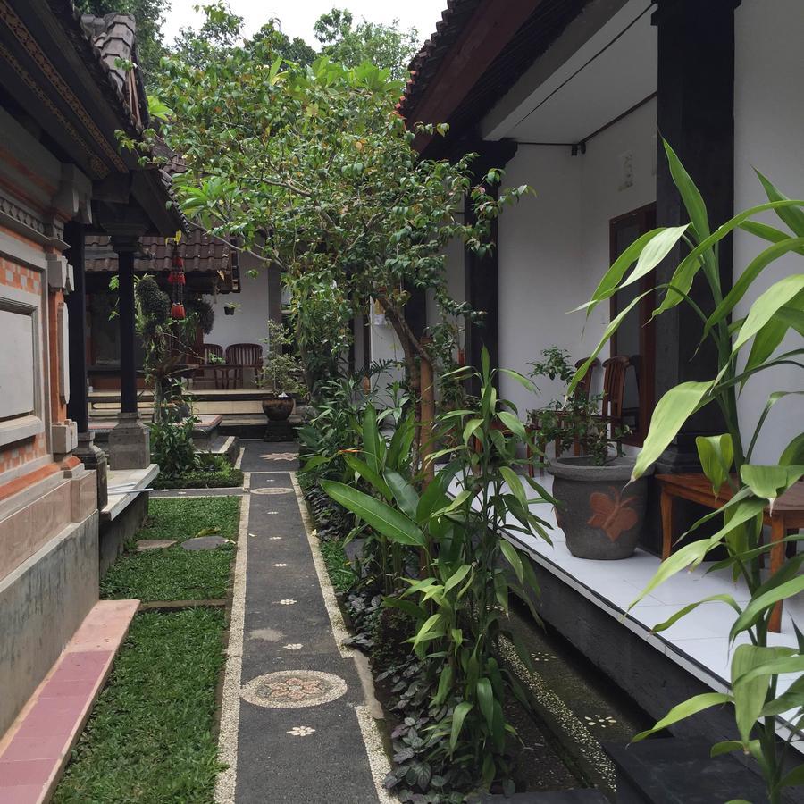 Pondok Ayu Homestay Убуд Экстерьер фото