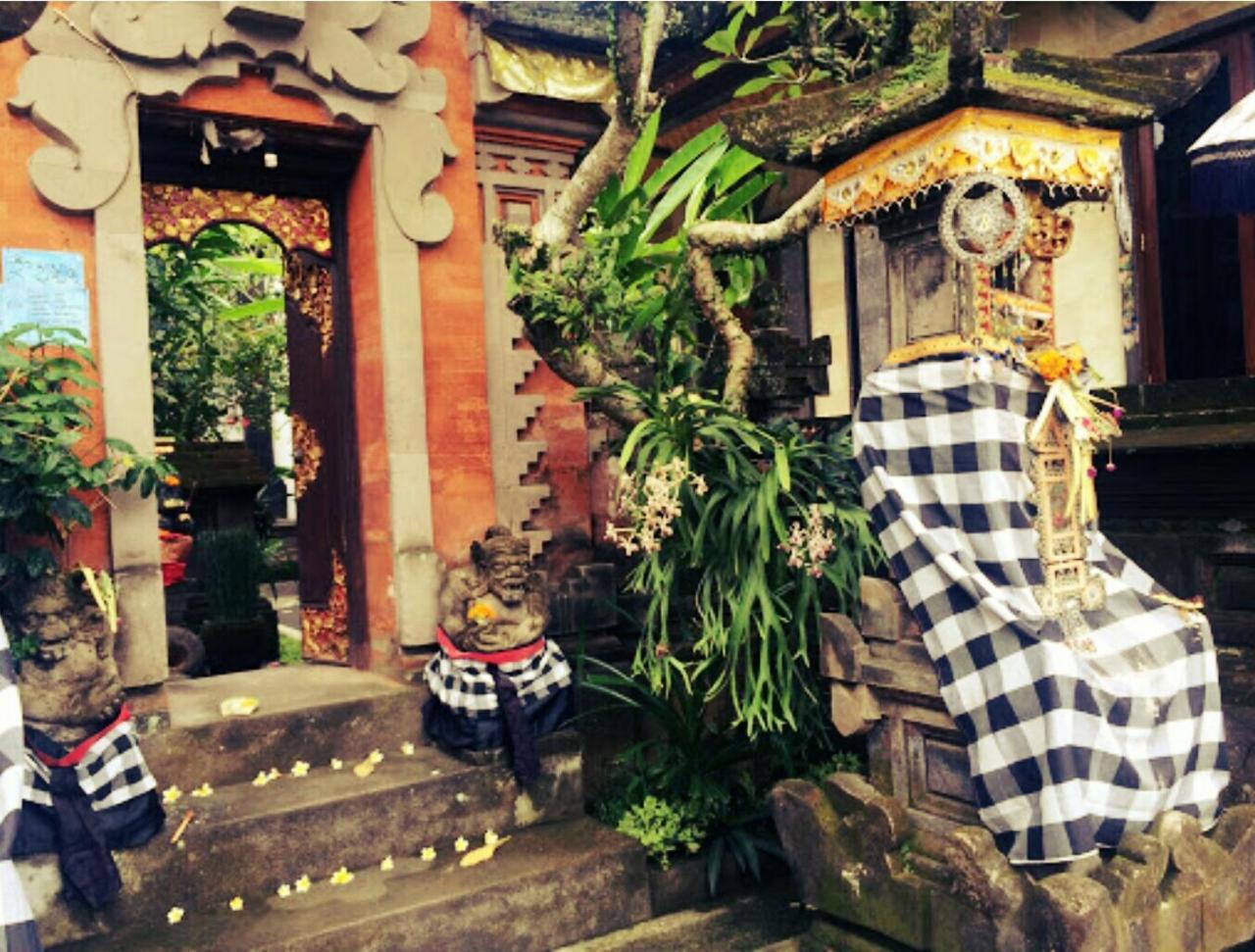 Pondok Ayu Homestay Убуд Экстерьер фото